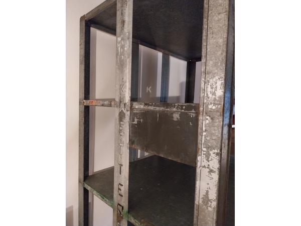 Toffe stellingkast op wielen voor keuken, boeken, shuur etc