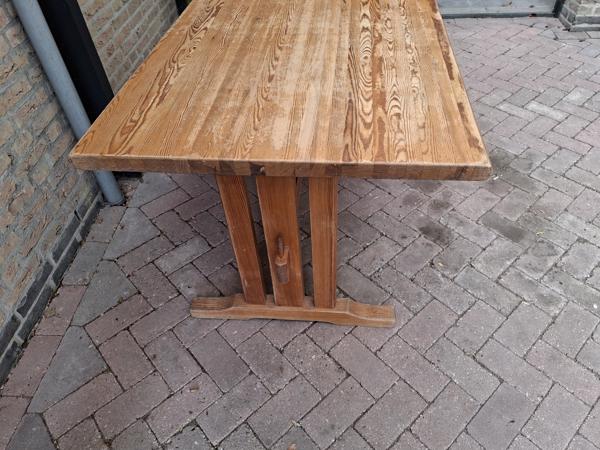 Tafel, grenen,  lengte 140 cm, breedte 86 cm