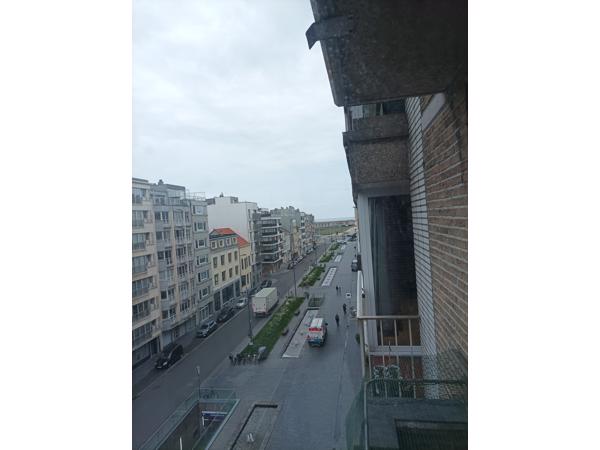 Appartement met zeezicht te Oostende (B)