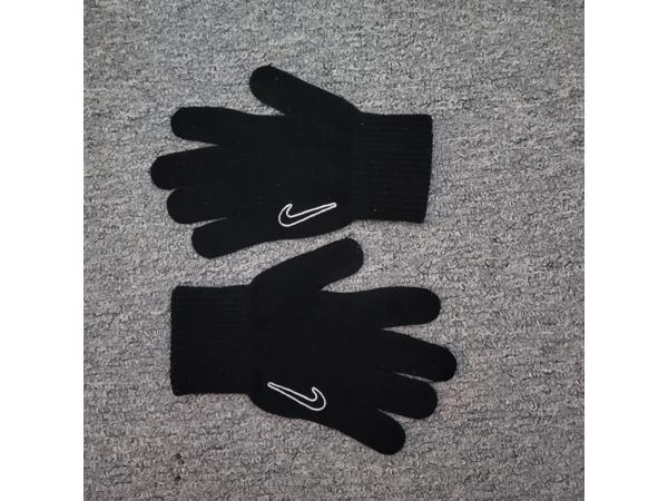 Nike Knitted Tech Muts/Griphandschoenen