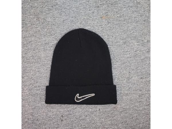 Nike Knitted Tech Muts/Griphandschoenen