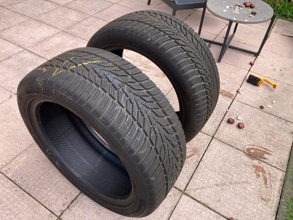 2 winterbanden 245 / 45R18 100V M.S