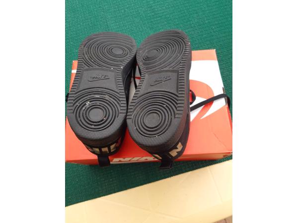 Nike sport schoenen als nieuw maat 39