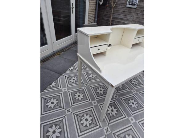 Crème bureau buro met opzet en lades