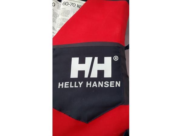 Diverse zwemvesten, w.o. Helly Hansen