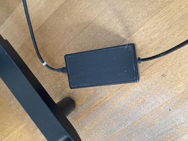 2 Auping eenpersoonsbedden elektrisch verstelbaar