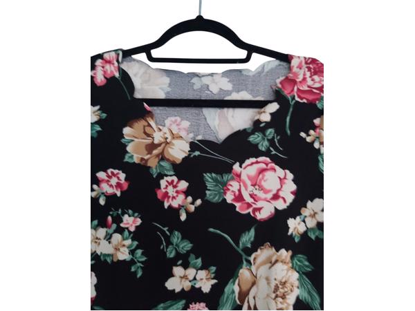 Stretchy shirt bloemenprint S