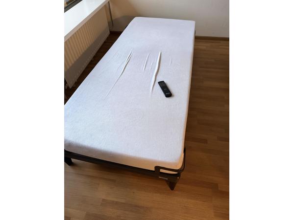 Electrische verstelbaar bed