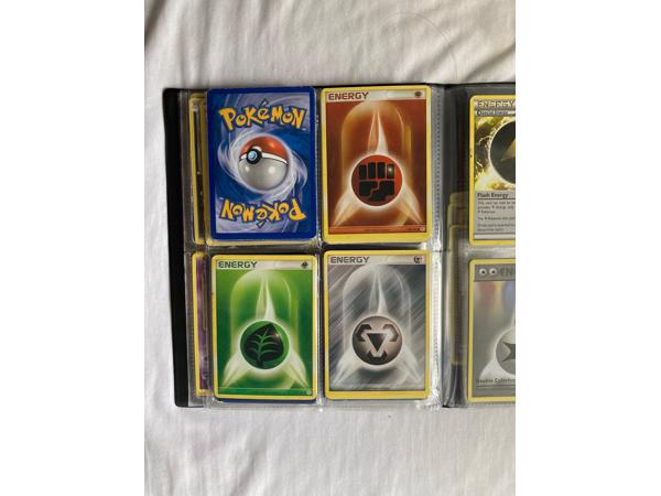 Pokemon card game boekje vol