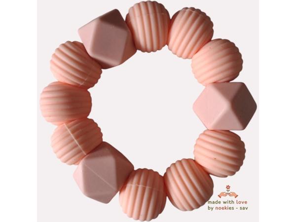 Noekies Handgemaakte Bijtring pasteloranje - Nieuw!