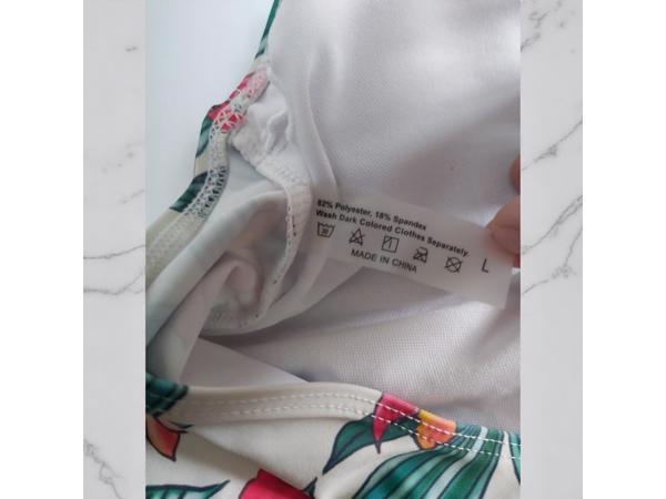 Halter badpak met ringen en riempje L