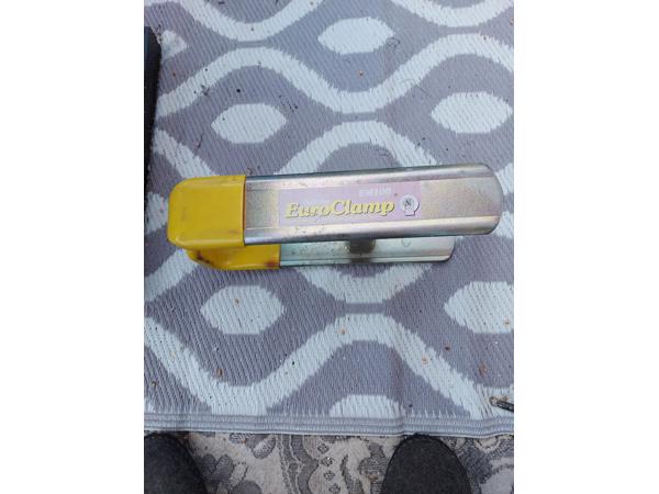 Wielklem voor caravan in zeer goede staat