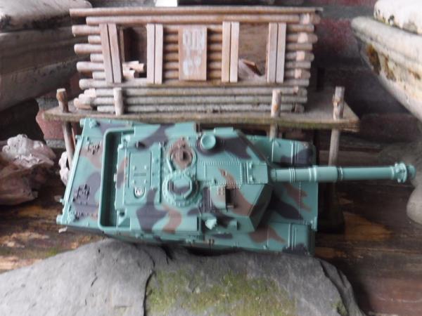 Panter speelgoed tank V