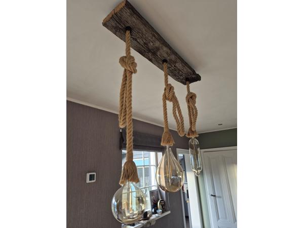 Plafondlamp of eettafellamp