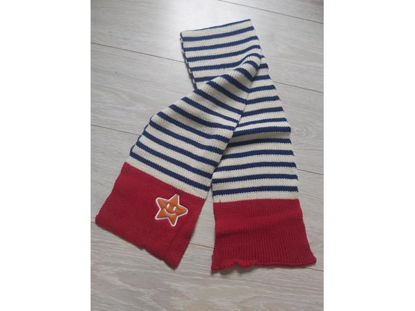Winter kinder sjaal rood wit blauw met oranje ster one size