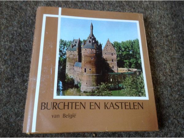10 prachtige boeken van Burchten & kastelen