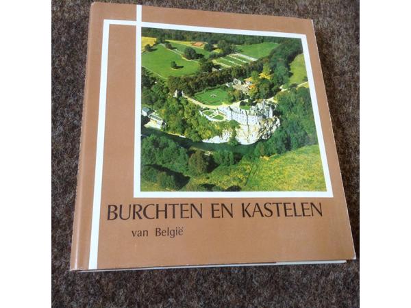 10 prachtige boeken van Burchten & kastelen
