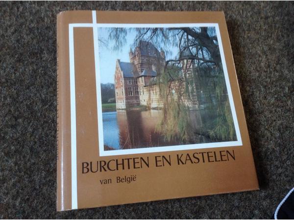 10 prachtige boeken van Burchten & kastelen