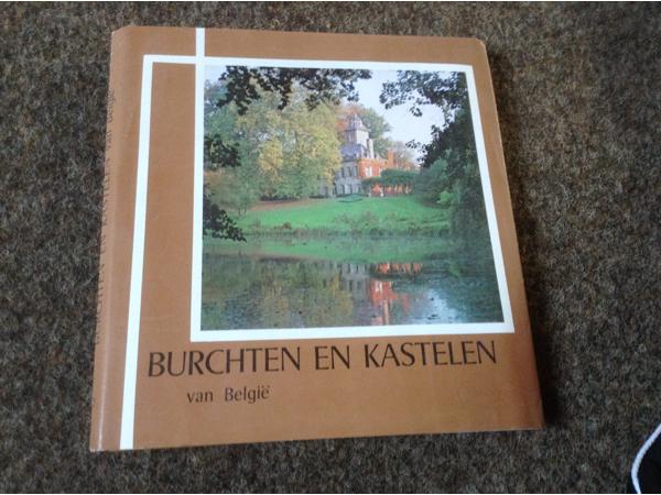 10 prachtige boeken van Burchten & kastelen