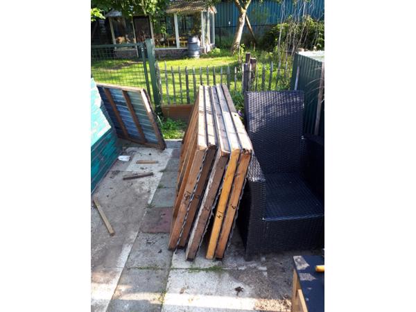 Te koop een oude schaftkeet reeds gedeeltelijk opgeknapt