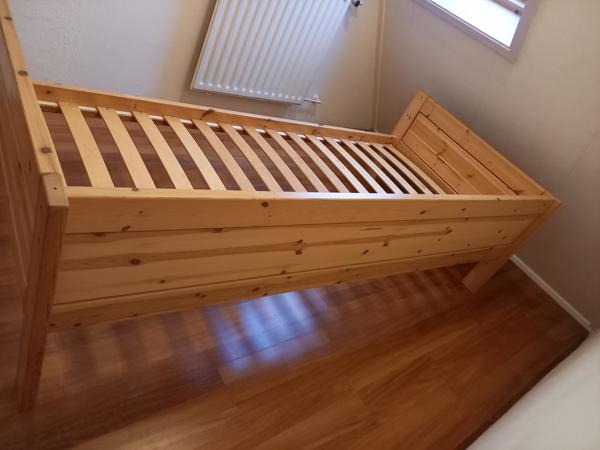 Lifetime bed 90x200cm inclusief halve en hele hoogslaper