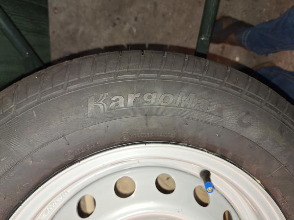 Reservewiel voor trailer