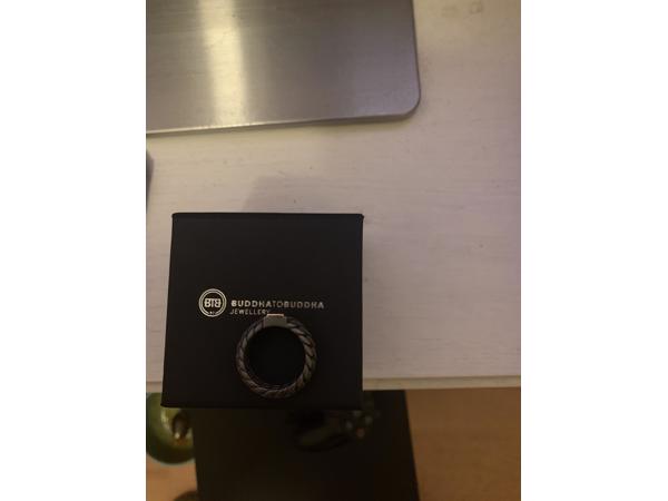 Buddha to buddha ring