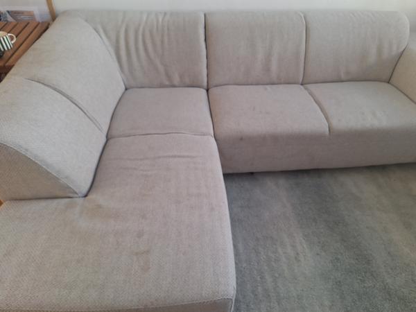 Heerlijke bank, moet weg ivm nieuwe bank