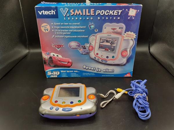 VTech V.Smile Pocket + 2 games + originele doos + handleidin