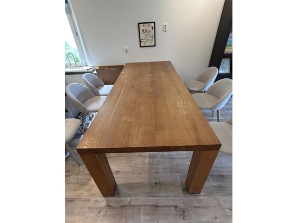 Eikenhouten eettafel 240x100cm