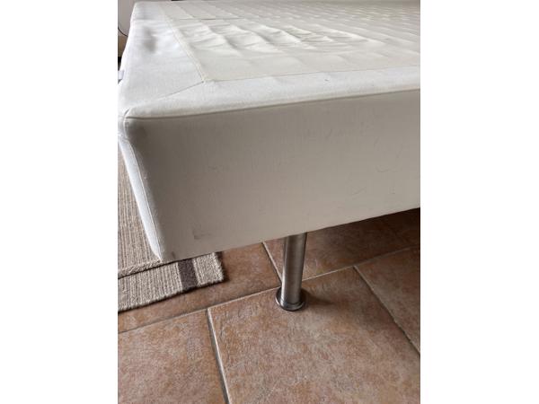 2x boxspring onderstel + matras - gratis af te halen