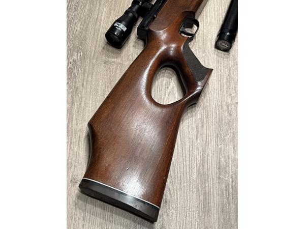 Weihrauch HW100 luchtbuks