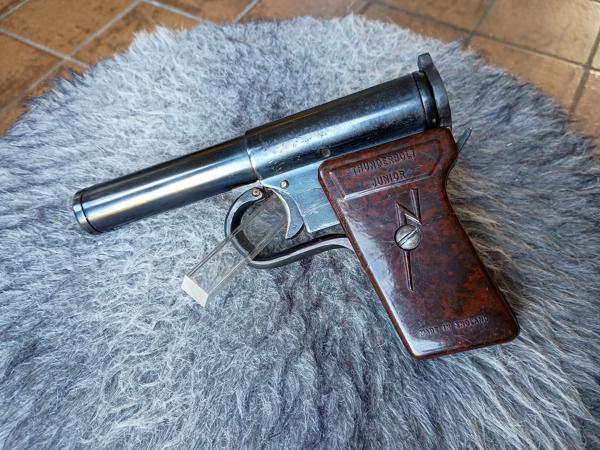 Thunderbolt Junior luchtpistooltje eind jaren veertig...