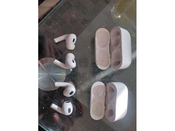 Oordoppen statief en draadloze oplader