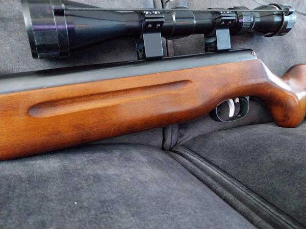 Weihrauch HW35 met Tasco