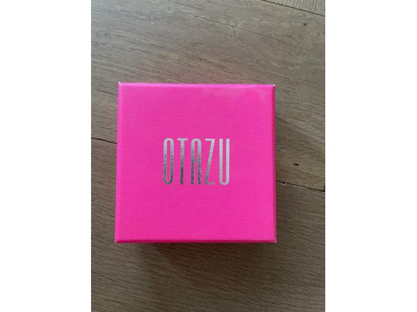 Otazu halsketting met kristalle en parels