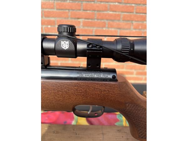 Weihrauch HW80 5.5 met kijker getuned in nieuwstaat!