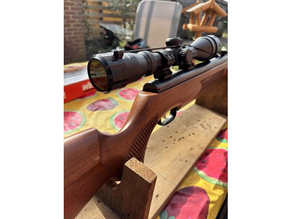 Weihrauch HW80 5.5 met kijker getuned in nieuwstaat!