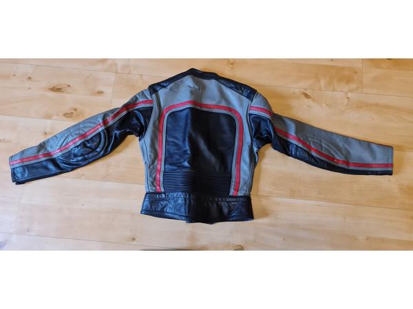 Te koop, klassiek leren dames combi motorpak