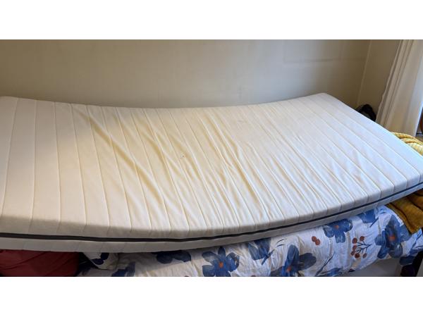 Ikea Sultan Matras 90 cm breed x 200 cm lang x 13 cm dik