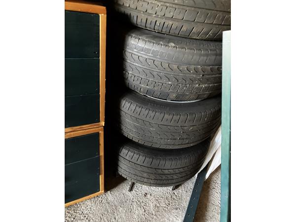 4 Zomerbanden op Al velgen 225/45 R18
