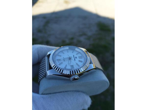 Tandorio met andere wijzerplaat en NH35 (Seiko) uurwerk 100m