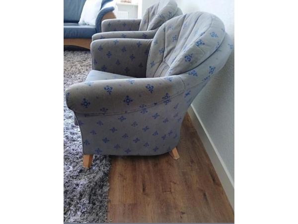 Twee fauteuils stof bruin/blauw