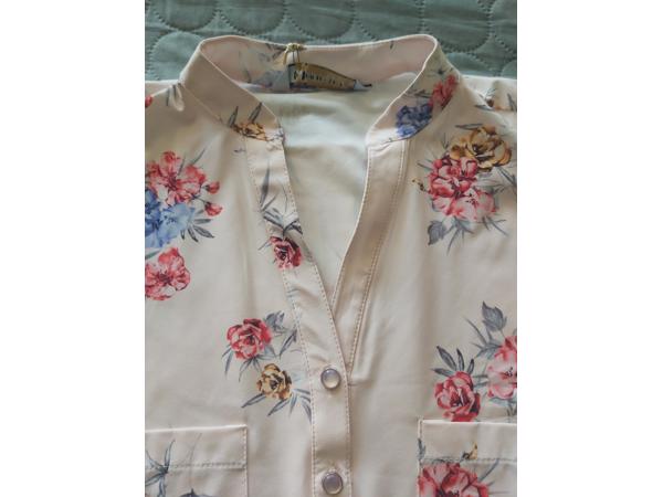 Metrofive bloemen tuniek shirt lichtroze S/36