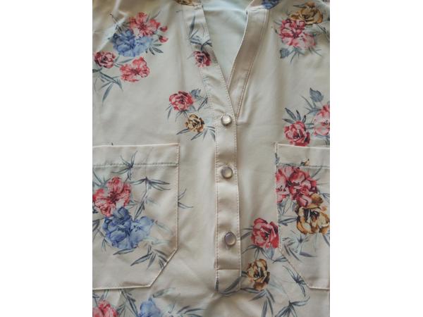 Metrofive bloemen tuniek shirt lichtroze S/36