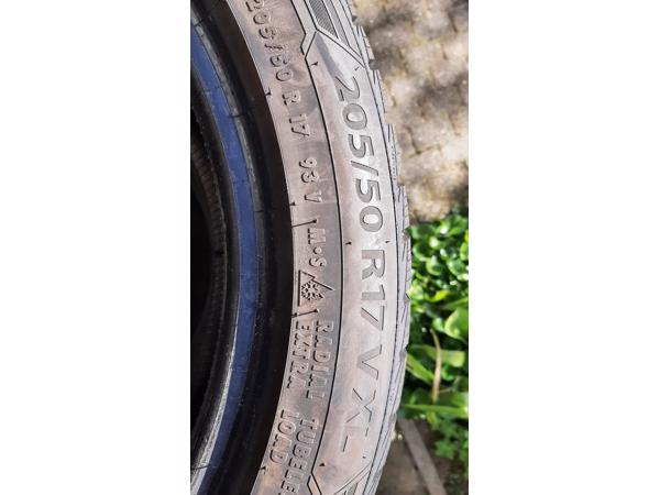 4x winterbanden 205/50 R17 in nieuwstaat
