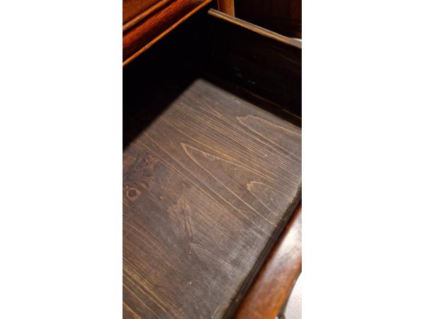 Handgemaakt houten bureau