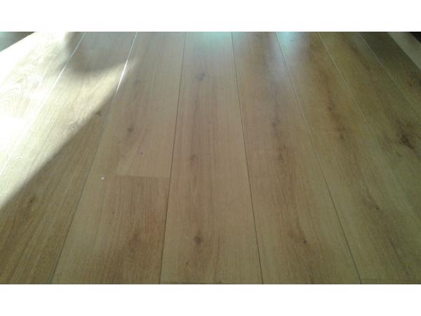 Gezocht laminaat Funky eiken chateau