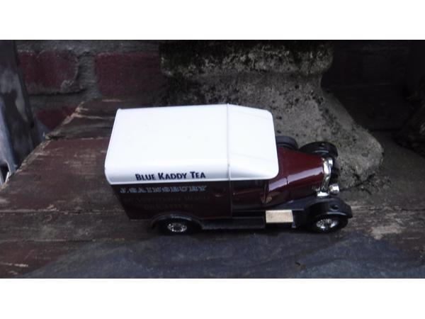 Matchbox Y19 antieke moris cowley