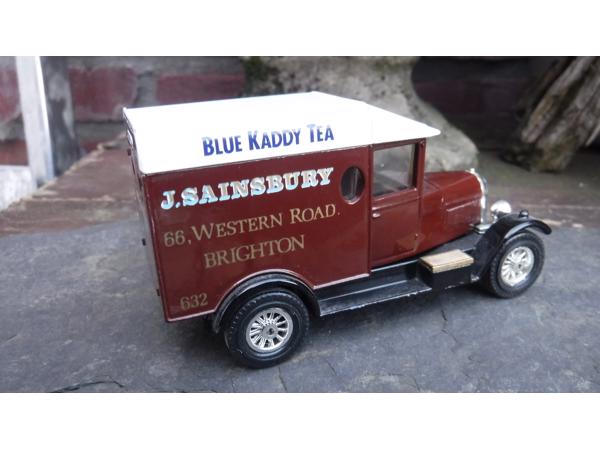 Matchbox Y19 antieke moris cowley